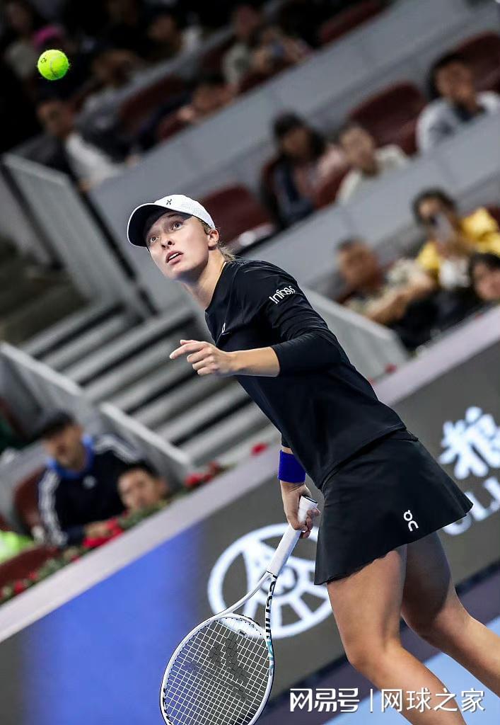 公开赛则一, 还有球迷则, 解释道