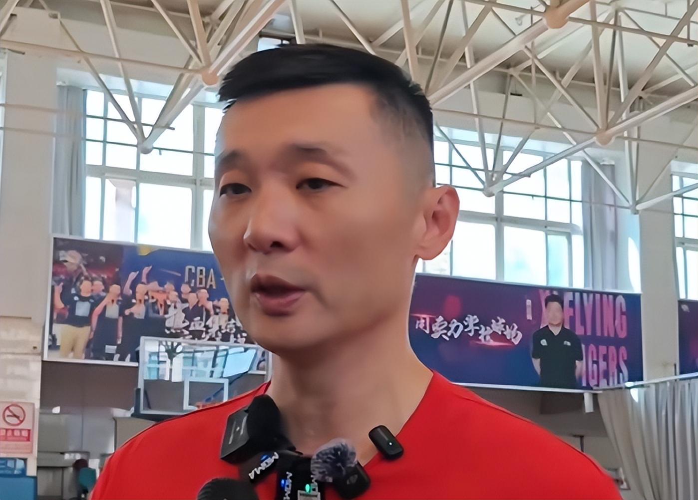 欧洲俱乐部, 新疆也就确, 外援