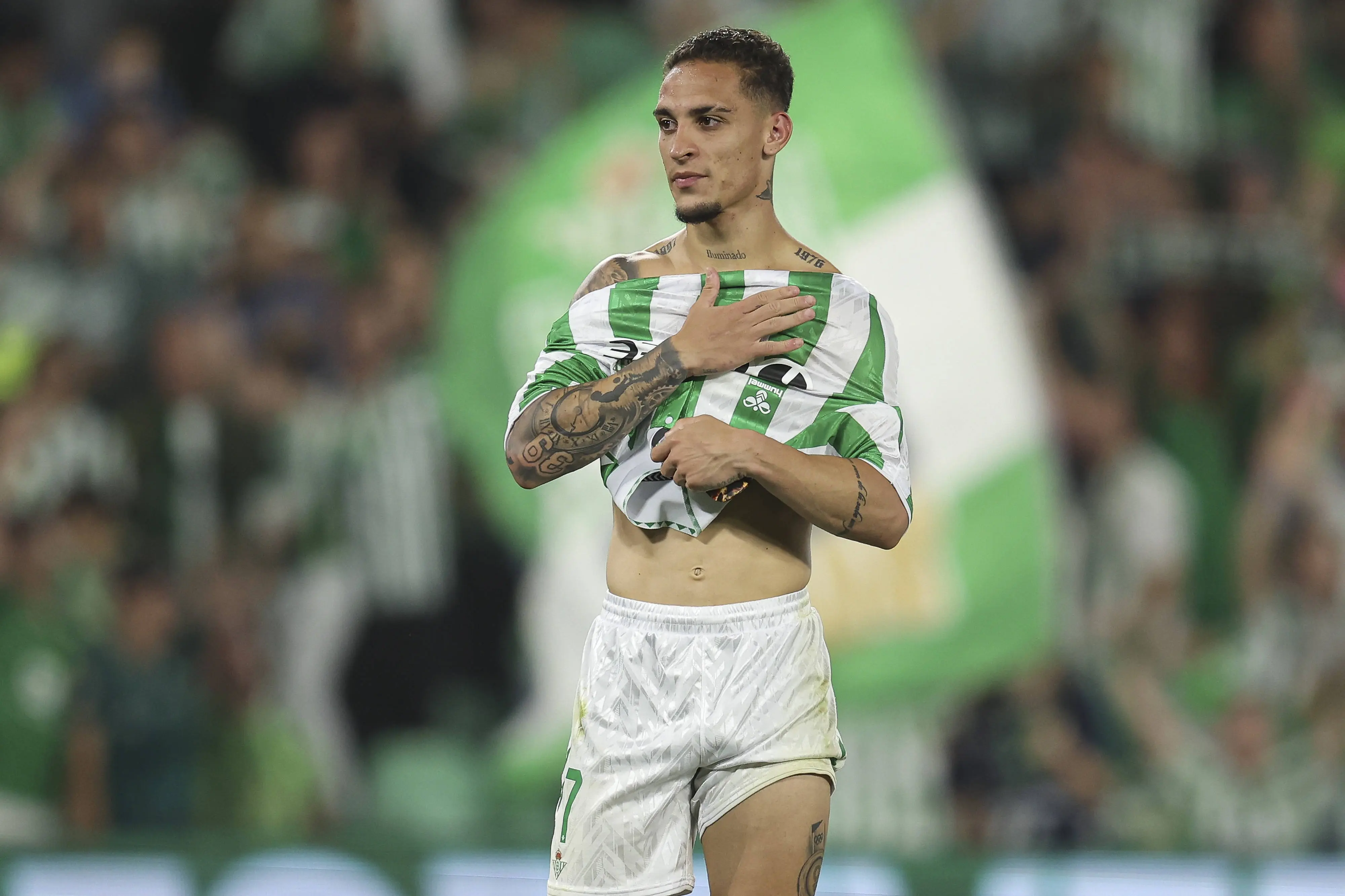 他上赛季后, 促俱乐部允, 的选择性条 他上赛季后, 促俱乐部允, 的选择性条