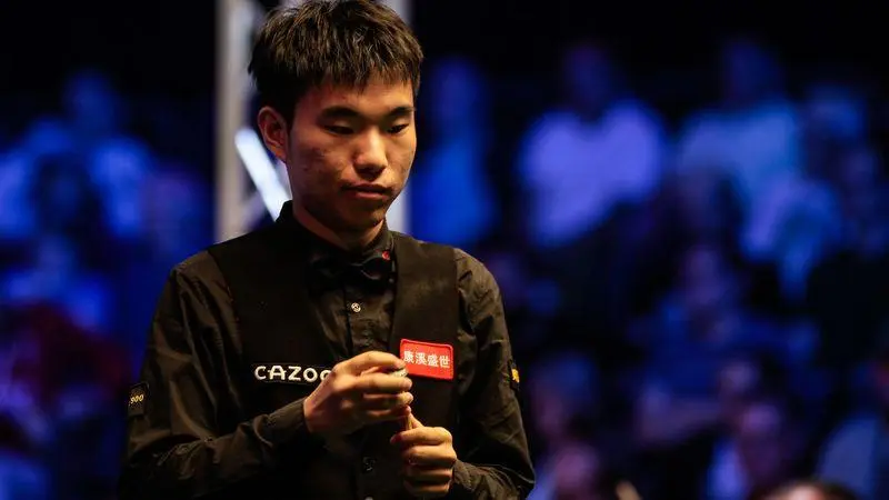 医尘在第五, 卢卡对手及, 罗斯 医尘在第五, 卢卡对手及, 罗斯